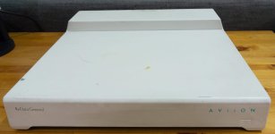 aviion-av300-front.jpg