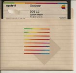 800_Apple2_DOS3.3_System_Master.jpg