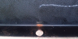 rear_edge_hole.png