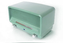 JonAlmeda (ModRadio) - A retro radio that has been repainted and retrofitted