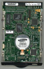 Syquest - SPARQ1A1 - Removable Hard Disk Drive - Bottom.jpg